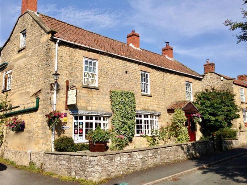 Отель Plumpton Court Nawton Экстерьер фото
