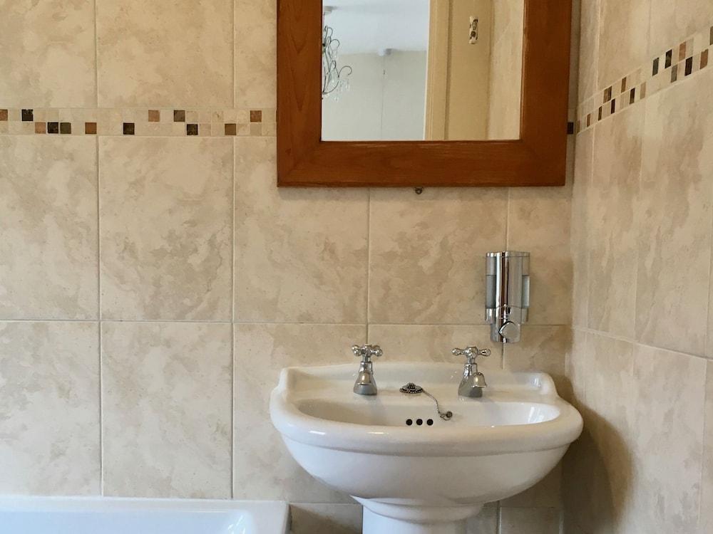 Отель Plumpton Court Nawton Экстерьер фото