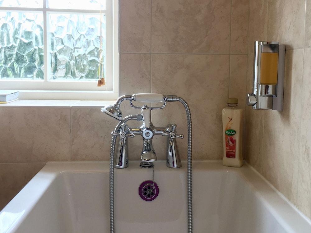 Отель Plumpton Court Nawton Экстерьер фото
