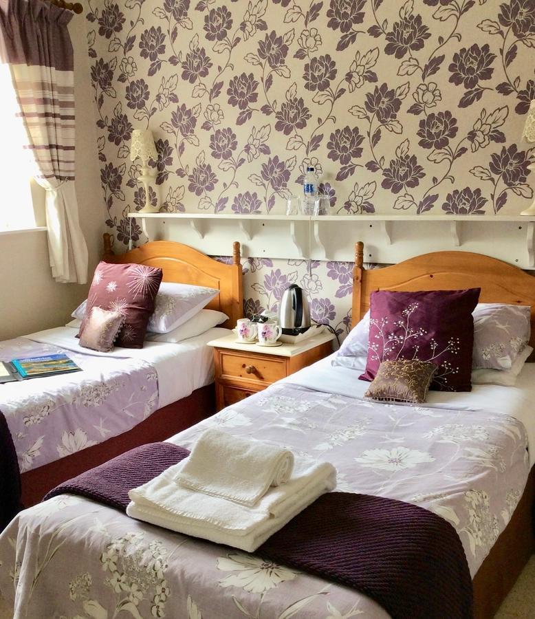 Отель Plumpton Court Nawton Экстерьер фото